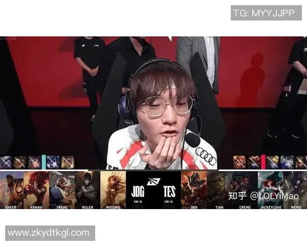 赛后分析JDG与TES比赛中的战术灵活性与应变能力探讨实时新闻